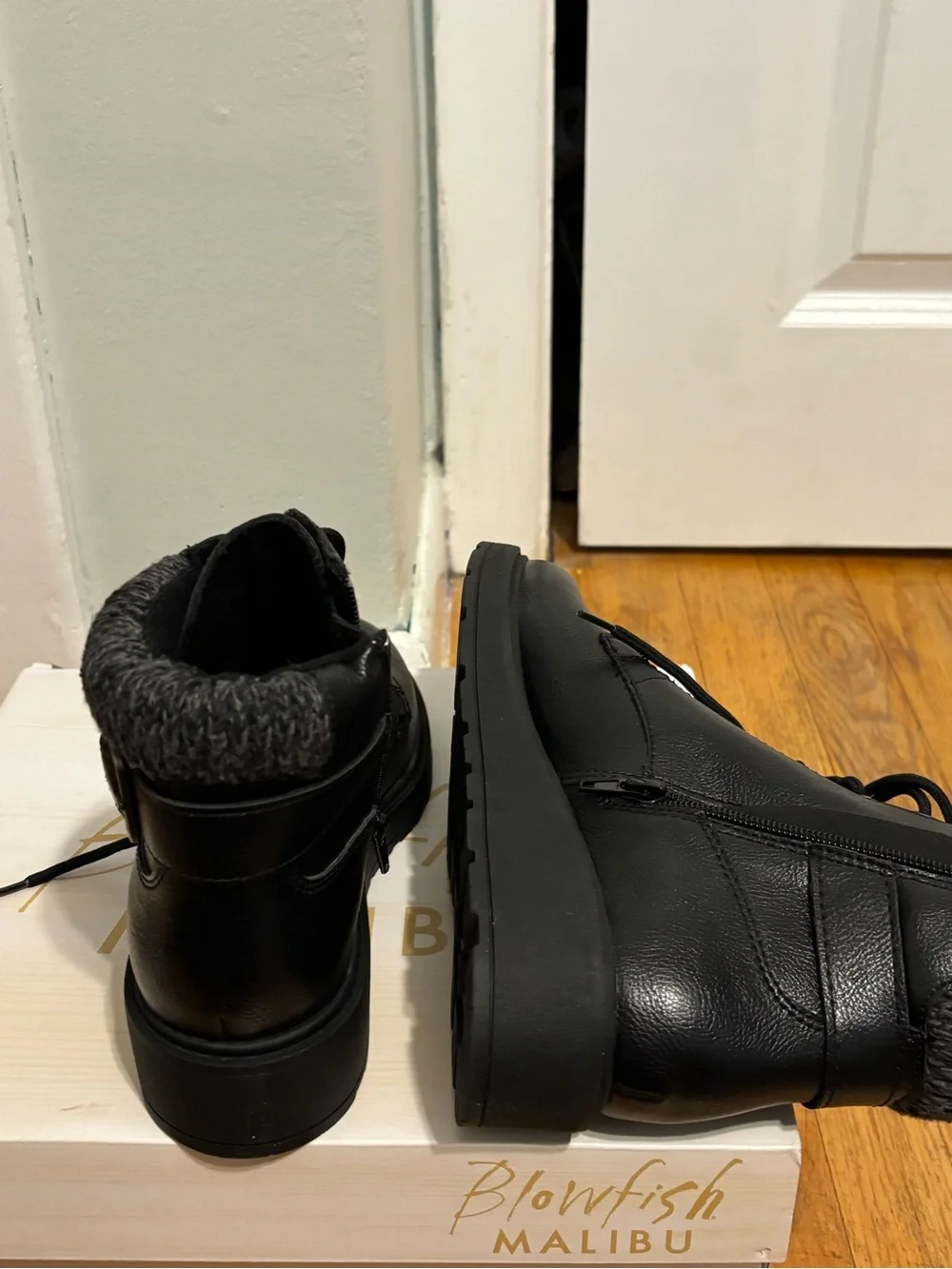 Size 7 Lace Up Ankle Boots